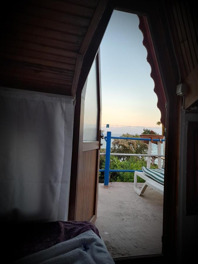 Antonios Motel Side Eksteriør bilde