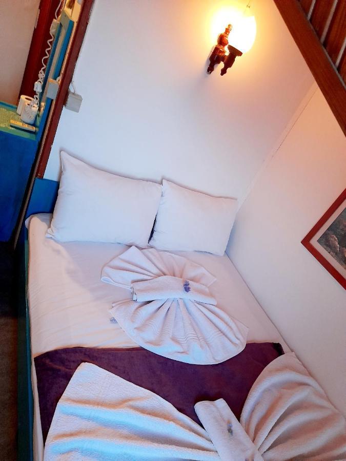 Antonios Motel Side Eksteriør bilde