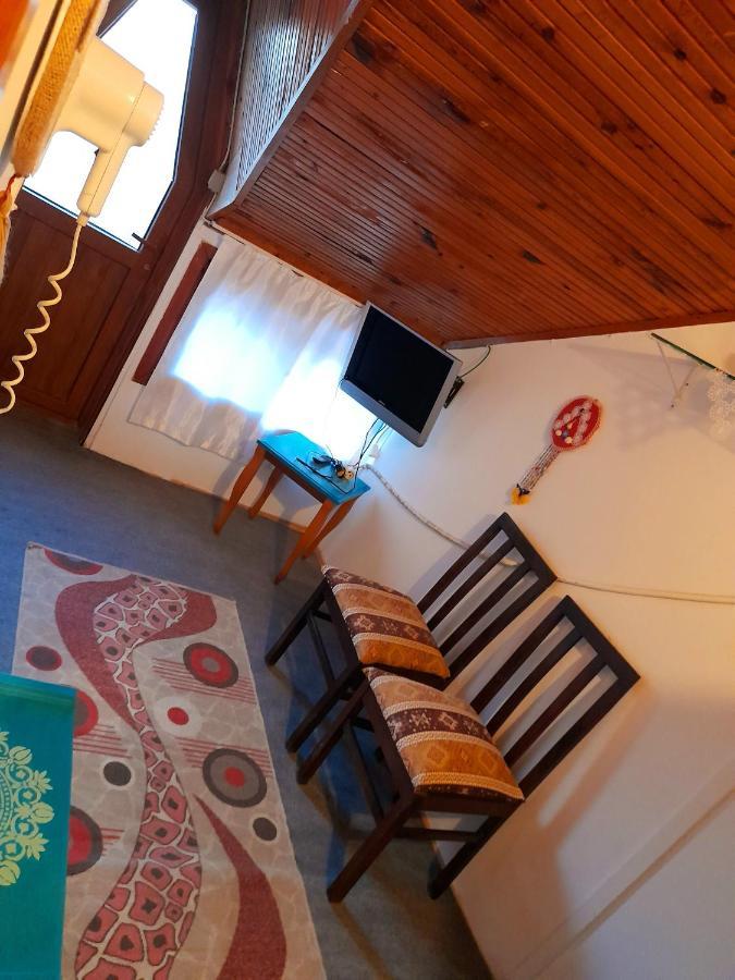 Antonios Motel Side Eksteriør bilde